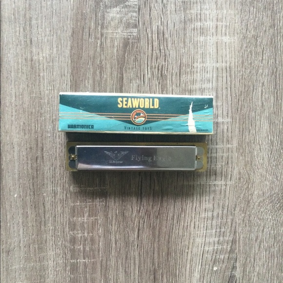 🔥🔥HOST PIC🔥🔥 Vintage Toys Harmonica - Picture 12 of 16